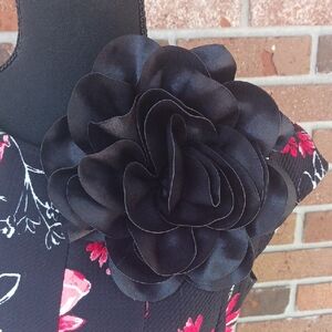 Large Black Flower Accent Pin